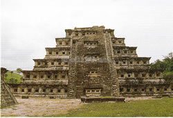 古代都市エル・タヒン（メキシコ世界遺産）